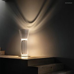 Bordslampor LED Tunnel Glass Designer Lamp skrivbord Ljus inomhusbelysning Fixtur Heminredning för sovrumsförband