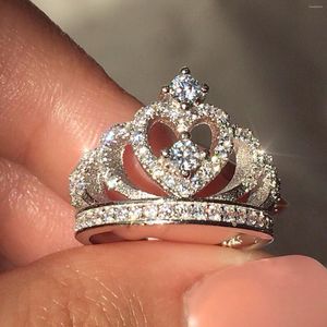 Anelli a grappolo Gioielli YaYI Taglio principessa Natura Pietre preziose Moissanite Zircone Colore argento Corona nuziale Regali per feste per ragazze