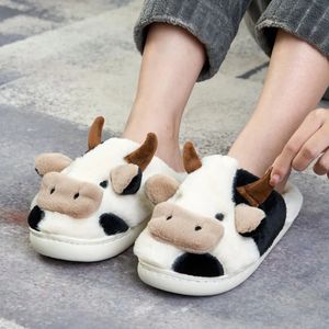 Slippers Wholesale Milk Cow Fluffy Fur Slipper Winter Warm Closed Plush Home Furry Fuzzy Flat Cute Animal Slides Shoes 231118