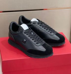 Berömda 24 Easywear Sporty Men Runner Sneakers Shoes Suede Leather Black White Skateboard Walking Comfort Run Sports Trainers Shoe EU38-46