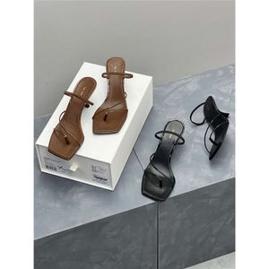 The Row Square Edition The * Shoes High Head High Heel Sandals Womens Leather Clip Toe Flip-flops Simple One Word With Cat Heel Sandals
