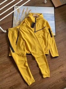 Erkek Tasarımcı Takipleri Kadın Ceket Tasarımcı Track Kış Kış Sonbahar Yüksek Çoğaltma Hip Hop Yeni Pamuk Giysileri Sonbahar Kış Kapüşon ve Pantolon Boyutu M-3XL