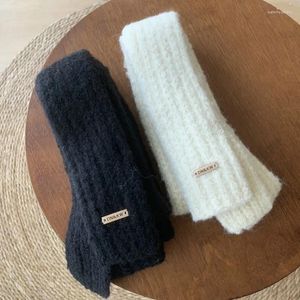 Scarves 2023 Designer Long Small Y2k Scarf Women Winter Ins Harajuku Wind Knitted Korean Thin Shawl Couple Neck Autumn