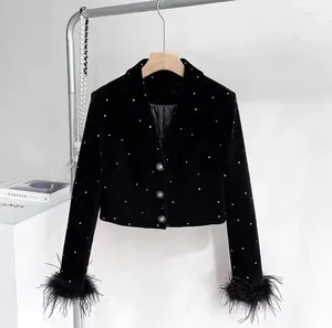 Kvinnor jackor gnister diamanter svart faux päls struts kort kappa hösten elegant sammet studded diamantjacka topp koreansk