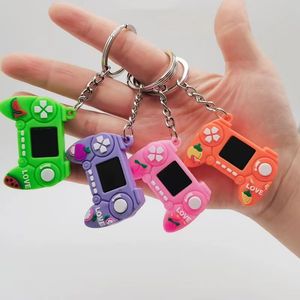 Fashion Luxury KeyChain Creative Gaming Handle Keychain for Men Designer Simulering Toy Game Console Car Key Ring Bag Pendant Wholesale