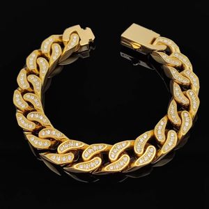 Guldbockad kubansk armband hiphop trendiga märke full diamant smycken rostfritt stål fyrsidig sliparmband