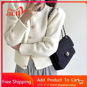 Kobiety Kobiet Jesien Król Krótki sweter stroje Kobiet Knitwear Fashion Krzyż nad pustym szydełkiem Slim Slim Bialid White Cardigan