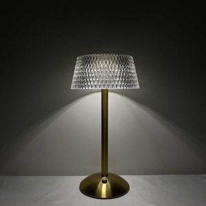 S scandinavo LED in metallo vintage decorativo da tavolo bar europeo ricaricabile ambiente camera da letto luce lampada da comodino AA230421