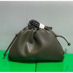 トートズフォールドデザイナーBottegavveneta Small Korean Bag Bags Luxury Clip Mini Pouch Single Cloud Sholden