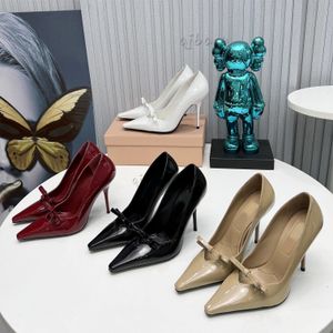 Miui Miui дизайнерские цветные лоскутные сандалии в комплекте с модельными туфлями, эластичным шарфом-бабочкой, туфли на высоком свадебном каблуке, модные и удобные