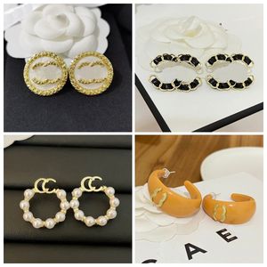 Luxury New Pearl Diamond Dangle Earrings Women's Spring Party Gift Earrings 18K Gold Plated Love Jewelry Designer 2023 Stud Earrings Jewelry Wholesale