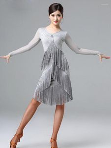 Стадия ношения латино -танцевальной юбки женщина 2023 Практическая одежда современная социальная профессиональная конкуренция Tassel Group Comsome Costume