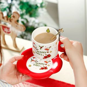 Muggar 280 ml Creative Ceramic Coffee Cup Christmas Style Ceramic Cup för par eftermiddagste och fat set muggar kaffekoppar 231120