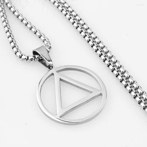 Pendanthalsband Toppklass Rostfritt stål Silverfärg Enkel triangel Men's Boy's Fashion Jewelry Necklace Free Box Link Chain