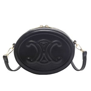 Lady Bags Cel Bun Cel Lady Mini нежный розовый лунный велосипед Dermis 2024 Дизайнерский сплошная мода PU мода Персонализированная ежедневная аромата простая женская сумка для одиночного плеча cr vxza