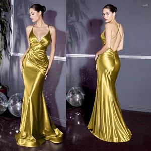 Casual Dresses 2023 Vestido Longo Women Dress European och American Slim Fiting Golden Backless Fishtail Long Suspender Evening Vestidos