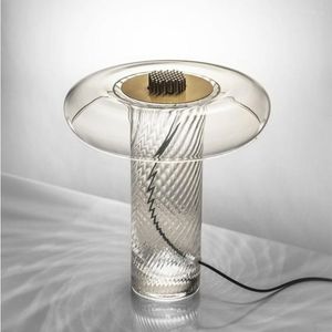 Bordslampor nordiska personliga vridna glas skrivbordslampa Modern ledd dekorativ studie sovrum sovrum designer