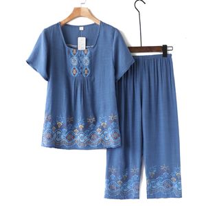 Kvinnors sömnkläder varumärkesdesigner Kvinnor Sleepwear Summer Kvinnliga pyjamas sätter tunna laides korta ärm pyjamas kvinnor ventilation hem kostym 230421