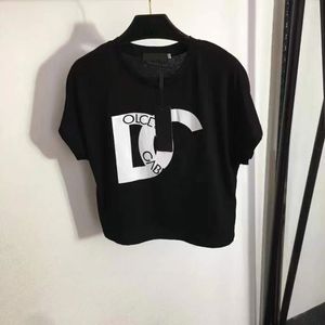 24 designers camisetas femininas tees vestuário casual letra de peito impressão de manga curta camiseta branca preta cc tops oficiais o mesmo estilo blusas roupas top suéter branco sml