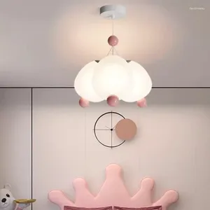 Żyrandole różowe dziewczynka sypialnia LED Bubble Ball Ball Nowoczesny minimalistyczny uroczy pokój księżniczki Dekor