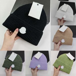 Hüte Schals Sets Hüte Schals Sets hundert Mützen Schädelkappen Designer Beanie Hut Modebrief Herren und Frauen lässige Hüte Herbst und Winter Hochqualität Wollgestricke ca.