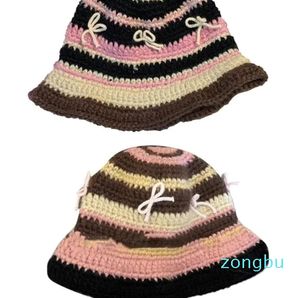 ベレー帽の女性冬のかぎ針編みのバケツハンドメイドコットンニットクロッシュボウラーハットボウストライプビンテージニット