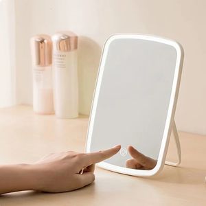 Kompakta speglar LED Makeup Mirror Touch Screen 3 Light Portable Standing Folding Vanity Mirroir med 5x förstoringskosmetika LED -spegel 231120