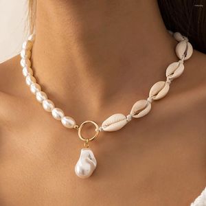 Collane con pendente Dolce Irregolare Perla D'imitazione Collana Clavicola Per Le Donne 2023 Semplice Bianco Conchiglia Tessitura Regalo di Compleanno Ragazza Gioielli