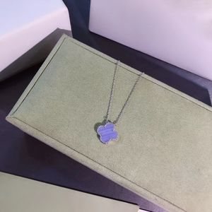 Luksusowa marka Love Clover Projektant Bransoletka Charm dla kobiet Purple Stone Bling Diamentowy indyk