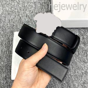 Unisex Cowhide Кожаная ремень Дизайнер ремень Men Men Spact Buckle Регулируемая размер.