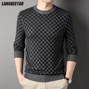 Men s Sweaters Top Grade Fashion Brand Knit Pullover Crew Neck Trendy Mens Luxury Designer Jumper Korean Plaid Sweater Casual Men Clothing 231120