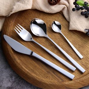 Set di stoviglie Bacchette Sala da pranzo Posate portatili Forchetta da portata Cucchiaio Coltello Set Zuppa d'oro Assiettes De Table Piatto da pranzo Completo