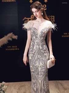 Runway Dresses Luxury Mermaid Celebrity Boat Neck Sequined Feather Off Shoulder Zipper Elegant Long Formal Women Evening Party Glows