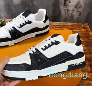 Sneakers Designer Shoes Skate Sneaker Classics sports shoes Fashion Leather Outdoors Shoes