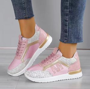 Pretty Women Designer Shoes Flat Sneakers M K White Black Grey Fog Triple Pink University Blue Red Active Fuchsia Wolf Gray Sanddriv MKS MEN MENS Running Trainers