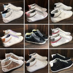 Designerskie buty do gatunków Nowe wydawanie luksusowy projektant Golden Midd Slide Star Sneakers Kobiet włoska marka