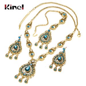 Bröllop smyckesuppsättningar från Indien Vintage Look Pendants Halsband örhängen för kvinnor Guldfärg Mosaikblå Crystal Party Gifts 230420