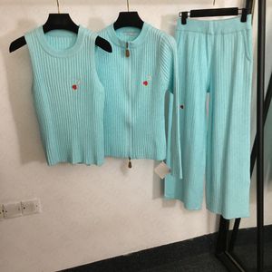 Kvinnor Designer Tracksuits Knits Three Piece Pants Set With Embroidered Letter Vest Girls Brand Jersey Jogging Jacket Coat Outwear Topps Lagging Pant Activewear Suit