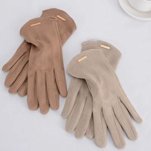 5本の指の手袋女性秋の冬暖かいタッチスクリーン薄いカシミアソリッドシンプルグローブサイクリングドライブスエードファブリックエレガントな風のプルーフ231120