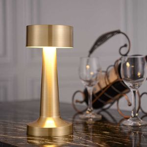 Lampade Lampada retrò Metal Touch Decor per bar Tavolino Ristorante Decorazione Luce scrivania LED Luci notturne ricaricabili Camera da letto AA230421