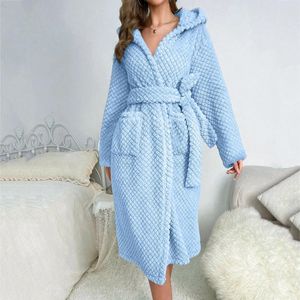 Kvinnors sömnkläder Autumn Winter Warm Thick Coral Fleece Kimono Bathrobe Kvinnor klänning Plush Hooded Belt flanell hemkläder