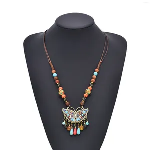 Pendant Necklaces Vintage Chinese Colorful Butterfly Necklace For Women Tibetan Ethnic Turquoise Tassel Long Beaded Sweater Chain Jewelry