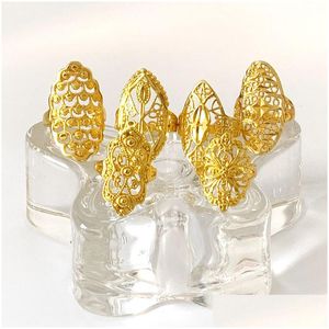 Cluster Rings Wholesale 25Pcs Lots Gold Carved Pattern Leaves Women Party Gifts Alloy Charm Jewelry Drop Delivery Ring Dhgarden Dhk7I