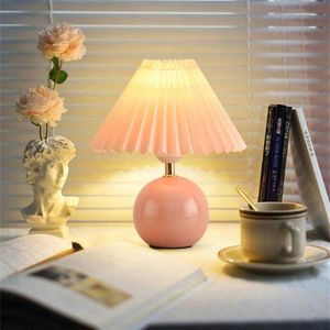 s Nordic Pleated Table Foldable Art Atmosphere Bedroom Night Light Home Decorate Tricolor Vintage Bedside Lamp AA230421
