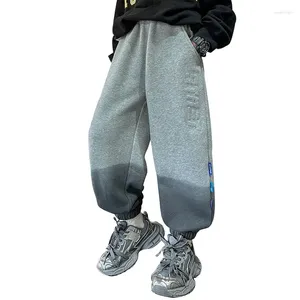 Spodnie duże spodnie dla dzieci fajne chłopiec zima przyjazdy koreańskie swobodne spodnie dresowe ubrania dla dzieci