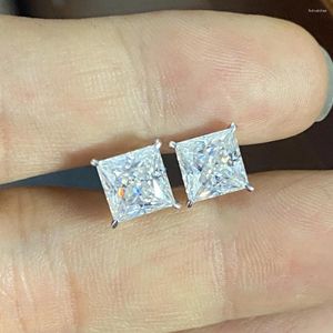 Kolczyki stadninowe Mosangnai Real10k Białe złote kolczyki dla kobiet 2.0 Carats Moissanite Diamond Princess Cut