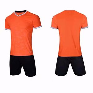 Maglie da calcio per adulti per bambini Ragazzi e ragazze Set di vestiti da calcio Set da calcio giovanile tuta da allenamento con calzini + parastinchi 001