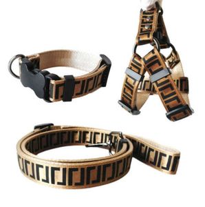 Accessories Luxury Dog Collars Leashes Set Designer Leash Seat Belts Pet Collar and Pets Chain for Small Medium Large s Cat Chihuahua Poodle Bulldog Corgi 64ess