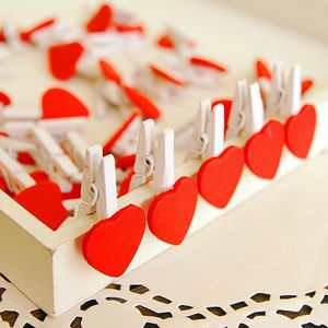 20Pcs/lot 3.5cm 2 Red Mini Love Heart Wooden Office Supplies Craft Memo Clips DIY Clothes Paper Po Peg Decoration Wholesale