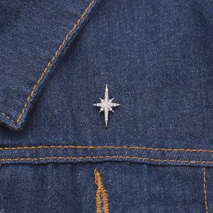 Pins Spettoni stelle alla moda di tendenza a forma di croce pin cattolico croce cristiana croce donna uomo halloween semplice regalo di gioielli z0421